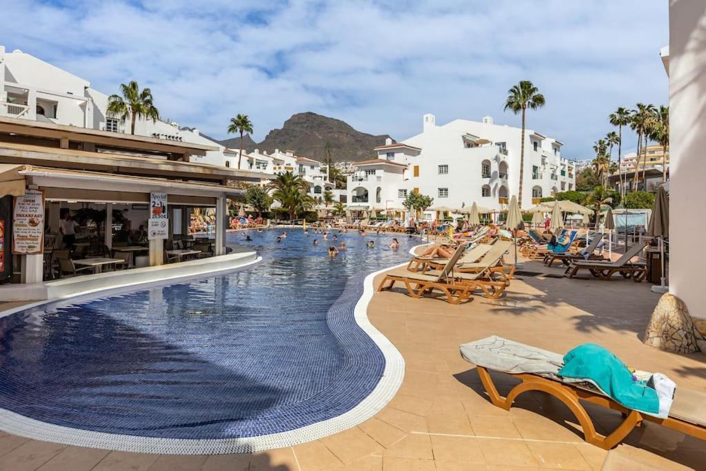 Beachfront Private Apartment In Pueblo Torviscas Sunset Harbour Costa Adeje (Tenerife) Eksteriør billede
